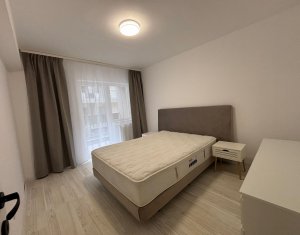 Apartament NOU ,55 mp, parcare, Floresti zona TERRA