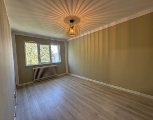 Apartament cu 4 camere decomandat, Manastur
