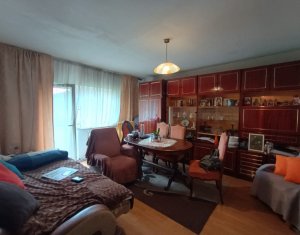 Vanzare apartament cu 4 camere 2 bai 2 balcoane Dambu Rotund