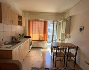 Apartament cochet, etajul 3/5, zona Edgar Quinet