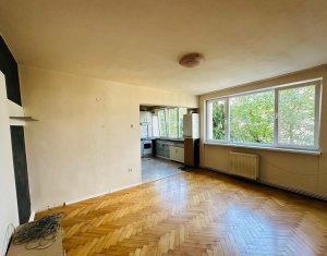 Apartament 3 camere Grigorescu Zona Liceu O Ghibu
