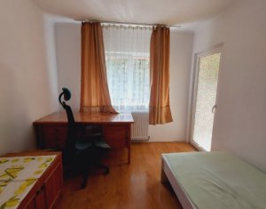 Apartament 4 camere, 2 bai, Etajul 2/4, Zorilor, Cluj-Napoca