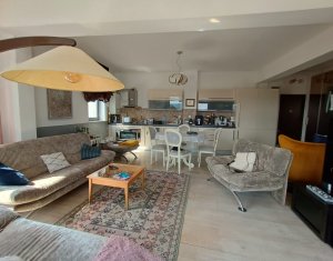 Apartament cu Panorama asupra orasului, terasa de 59mp Liceul Avram Iancu