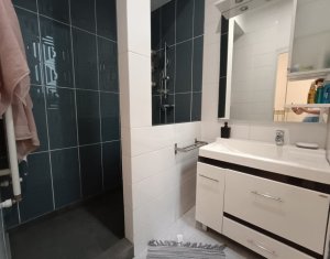 Apartament interbelic deosebit, 84 mp, la câțiva pași de Piața Unirii