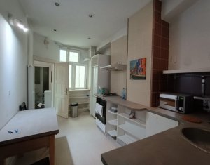 Vanzare apartament cu 3 camere 84mp Piata Unirii