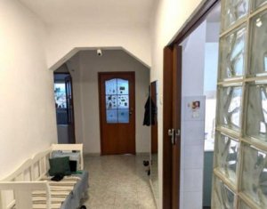 Apartament cu 4 camere, 2 bai si 2 balcoane, 83 mp, Marasti