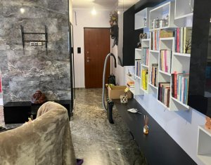 Apartament de 2 camere, recent renovat, zona Muzeul Apei, etaj 1, parcare !