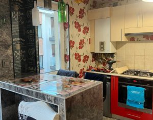 Apartament de 2 camere, recent renovat, zona Muzeul Apei, etaj 1, parcare !