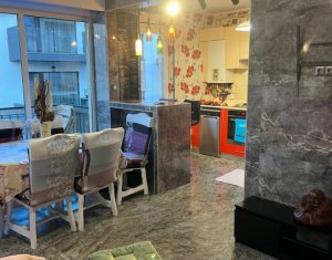 Apartament de 2 camere, recent renovat, zona Muzeul Apei, etaj 1, parcare !