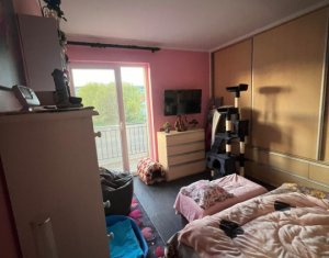 Apartament de 2 camere, recent renovat, zona Muzeul Apei, etaj 1, parcare !