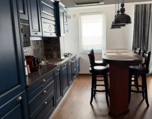 Appartement 3 chambres à vendre dans Cluj-napoca, zone Centru