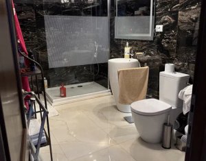 Appartement 3 chambres à vendre dans Cluj-napoca, zone Centru
