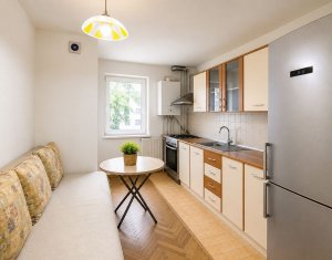 Apartament 3 camere, 2 bai, parcare, zona Titulescu, Gheorgheni