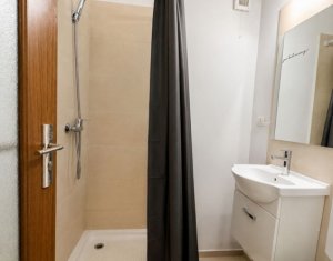 Apartament 3 camere, 2 bai, parcare, zona Titulescu, Gheorgheni