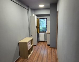 Apartament cu 1 camera, semicentral, zona Cipariu 
