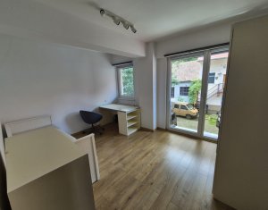De vanzare 3 camere, parcare, ultracentral