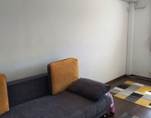 Apartament cochet, etajul 4/5, zona Edgar Quinet, parcare