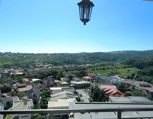 Apartament cochet, etajul 4/5, zona Edgar Quinet, parcare