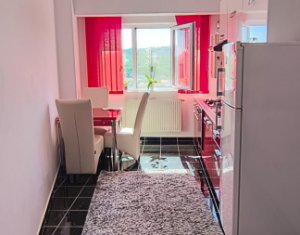 Apartament cochet, etajul 4/5, zona Edgar Quinet, parcare