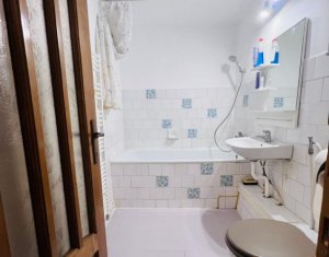 Apartament cu 2 camere 2 balcoane zona Lunii