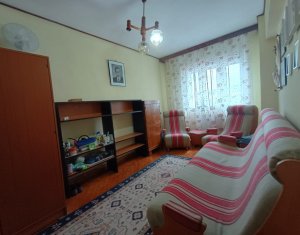 Apartament cu 4 camere 2 bai camara debara Piata Flora
