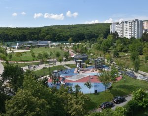 Apartament cu 2 camere decomandat langa baza sportiva, priveliste frumoasa
