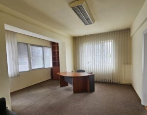 Oferta noua! Apartament cu 2 camere, situat ultracentral, Piata Mihai Viteazul !