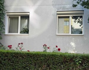 Apartament ultrafinisat cu 3 camere, mobilat si utilat, zona Ciortea !