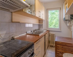 Apartament cu 3 camere, etaj 2, str Fântânele - Grigorescu