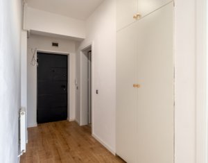 EXCLUSIV 2 camere decomandate, terasă de 40 mp, garaj inclus
