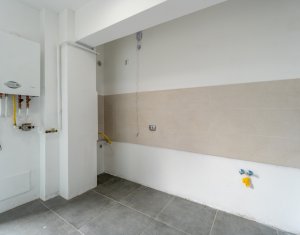 EXCLUSIV 2 camere decomandate, terasă de 40 mp, garaj inclus