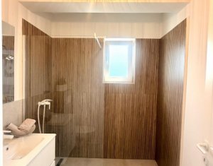 Apartament trei camere, ultrafinisat, partial mobilat, strada Urusagului