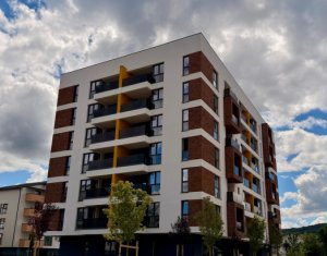 Apartament cu 4 camere semifinisat, zona Tineretului
