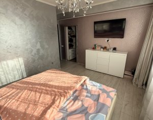 Vanzare apartament 3 camere, 77mp, Floresti, Cetatii, la cheie
