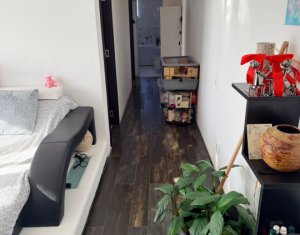 Vanzare apartament 3 camere, 77mp, Floresti, Cetatii, la cheie