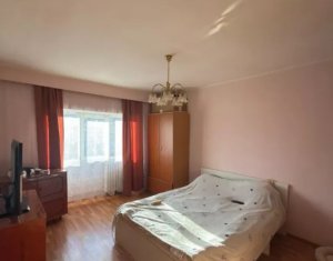  Apartament cu 3 camere decomandat in Manastur! zona Ion Mester