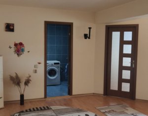 Apartment 2 rooms for sale in Floresti