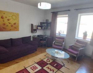 Vanzare apartament 2 camere, curte, gradina, Centru