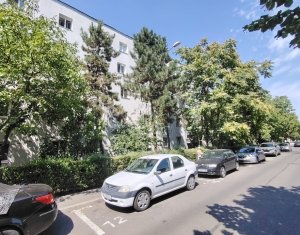Vand garsoniera in zona semicentrala