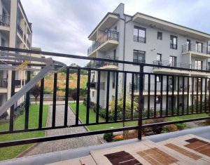 Vanzare apartament 2 camere decomandate, garaj, Zorilor-Europa