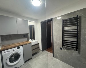 Studio modern, 41 mp + balcon, zona semicentrala