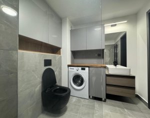 Studio modern, 41 mp + balcon, zona semicentrala