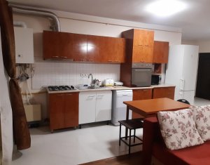 Apartament cu 2 camere, parcare , Floresti, strada Florilor