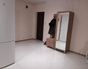 Apartament cu 2 camere, parcare , Floresti, strada Florilor