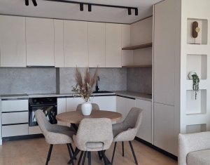 Apartament 2 camere, central Floresti