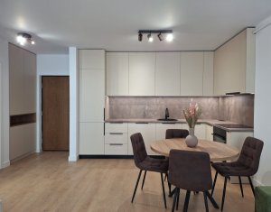 Apartament 2 camere, central Floresti