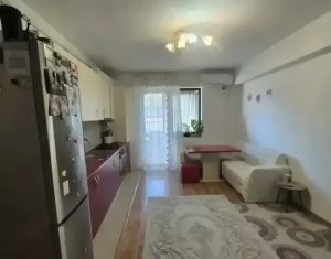 Apartament 3 camere , parcare, la intrare in Floresti