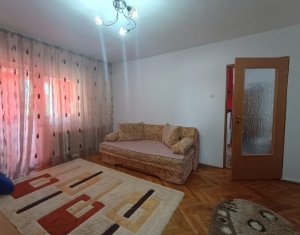 De vanzare apartament cu 2 camere zona Liceul Liviu Rebreanu