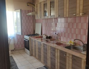Apartament 4 camere decomandate, 82 mp, etaj intermediar, zona The Office