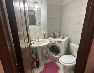 Apartament 4 camere decomandate, 82 mp, etaj intermediar, zona The Office